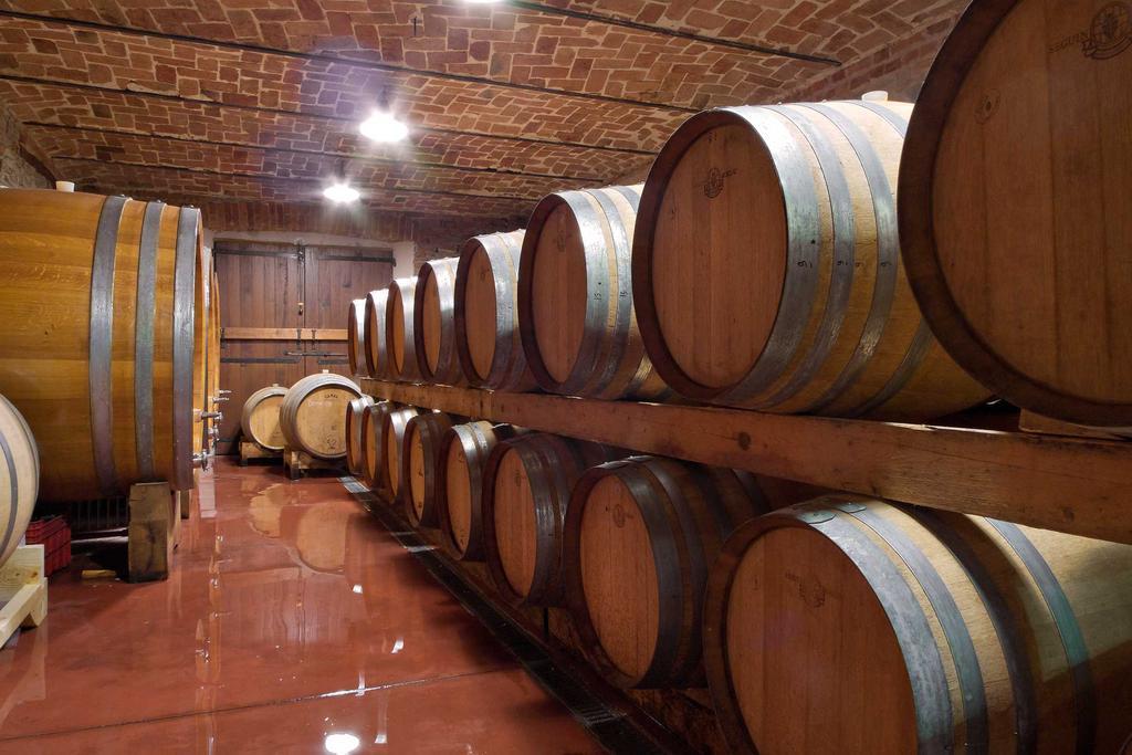 La Giribaldina Winery & Farmhouse Calamandrana Eksteriør billede
